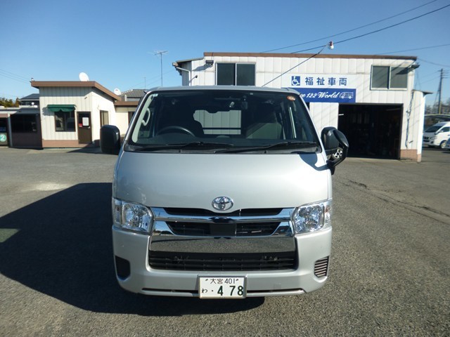  ハイエースＶ DX 3～9人乗り 1BOXバン商用車のレンタカー 478｜ウェルレンタカー