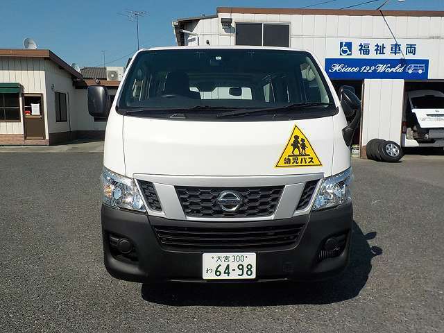 NV350 キャラバン園児バス（幼稚園バス）12人乗りのレンタカー6498｜ウェルレンタカー