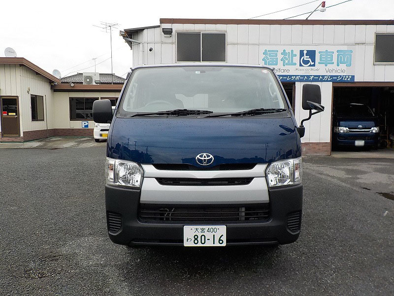  レジアスエースバン 5人乗り 1BOXバン商用車のレンタカー 8016｜ウェルレンタカー