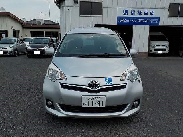 車椅子スロープ車 ラクティス 5人乗りのレンタカー 1191｜ウェルレンタカー