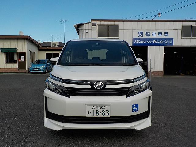 車椅子スロープ車 VOXY 車椅子1台+6人=7人乗り or 8人乗りのレンタカー 1883｜ウェルレンタカー