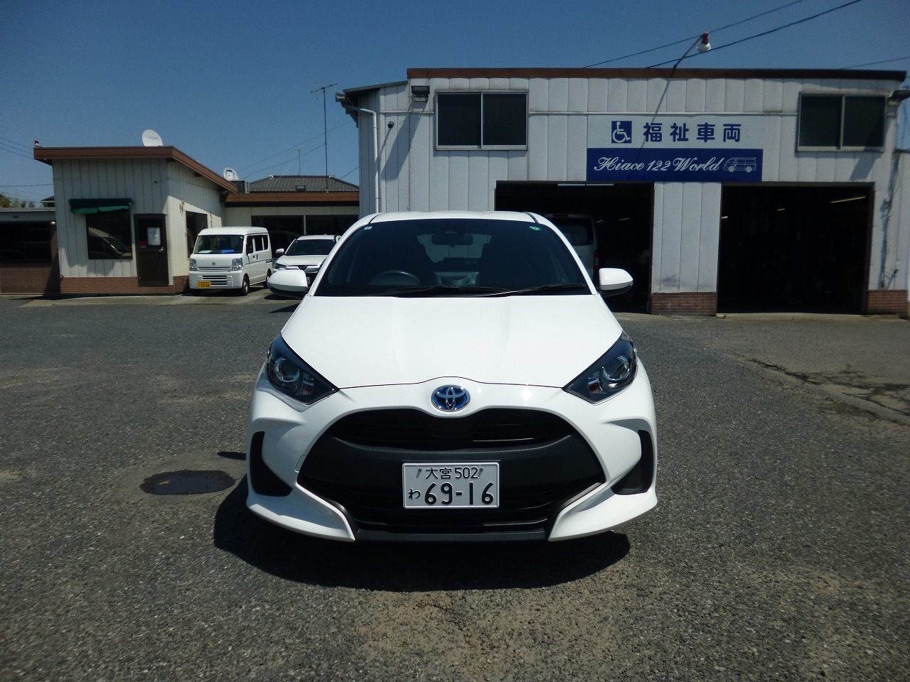 コンパクトカー アクア 5人乗りのレンタカー 4779｜ウェルレンタカー