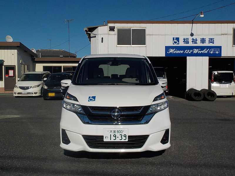 車椅子リフト車 セレナ 車椅子1台+5人=6人乗りのレンタカー 1864｜ウェルレンタカー