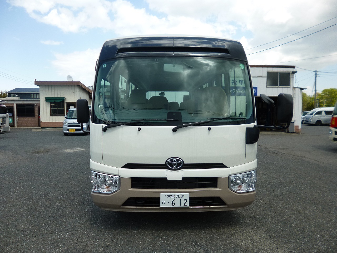 マイクロバス トヨタ コースター 29人乗りのレンタカー 457｜ウェルレンタカー