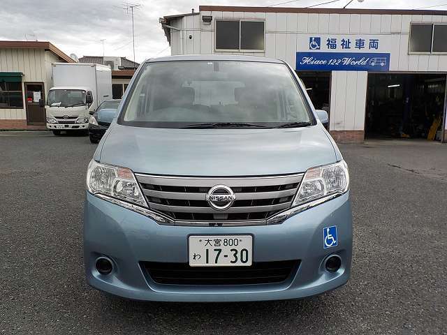 車椅子リフト車 セレナ 車椅子1台+5人=6人乗りのレンタカー 1730｜ウェルレンタカー