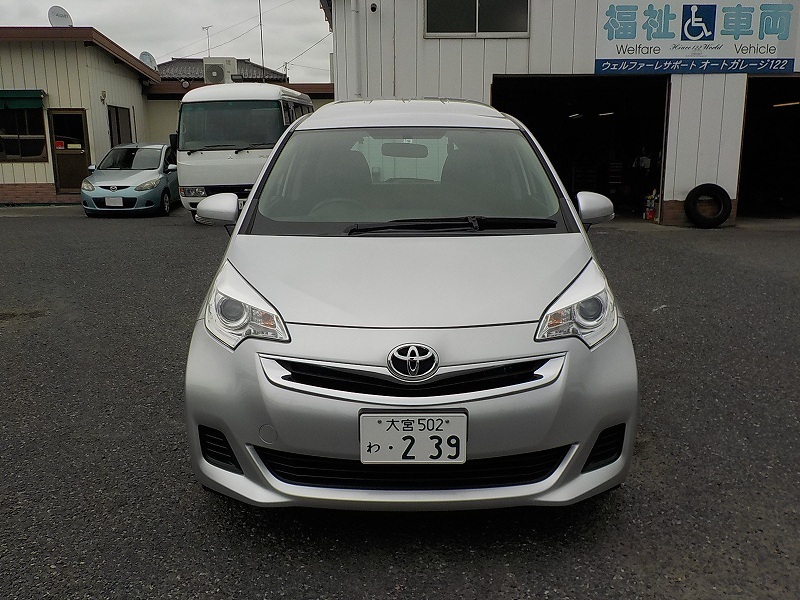 車椅子スロープ車 ラクティス 5人乗りのレンタカー 239｜ウェルレンタカー