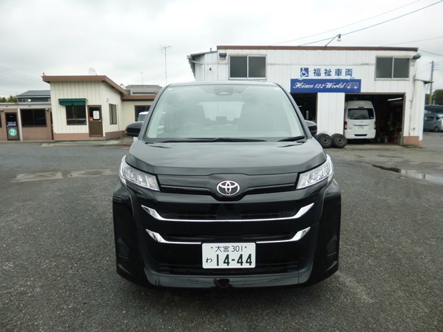 ノア 8人乗りのレンタカー 1444｜ウェルレンタカー