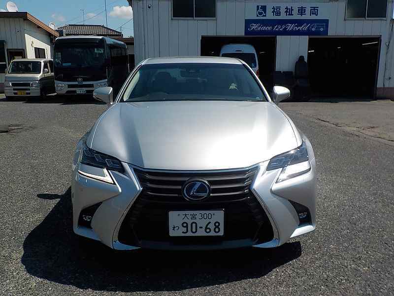 レクサス GS450h 4ドアセダン 5人乗りのレンタカー 9068｜ウェルレンタカー