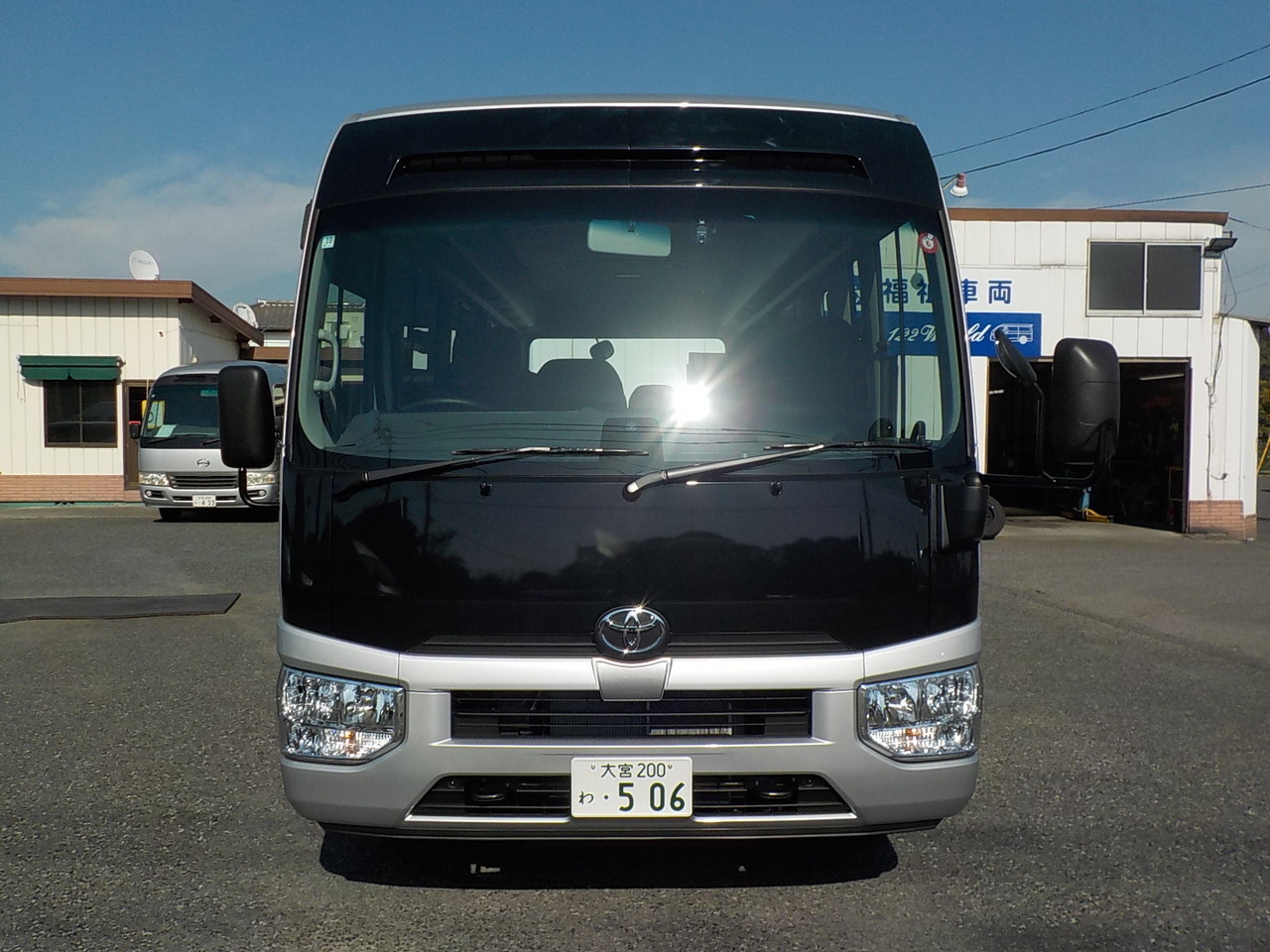 マイクロバス トヨタ コースターGX 26人乗りのレンタカー 506｜ウェルレンタカー