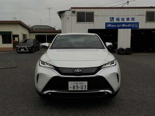 SUV ハリアー 5人乗りのレンタカー 8903｜ウェルレンタカー