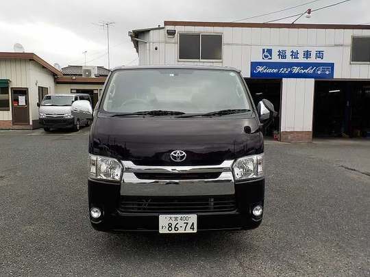  レジアスエースバン 5人乗り 1BOXバン商用車のレンタカー 8674｜ウェルレンタカー