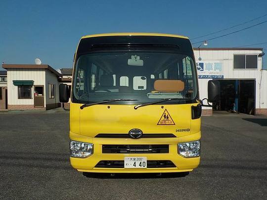 園児バス（幼稚園バス）リエッセ 幼児39人乗りのレンタカー 440｜ウェルレンタカー