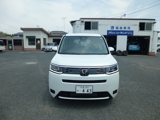 ステップワゴン 8人乗りのレンタカー 3280｜ウェルレンタカー