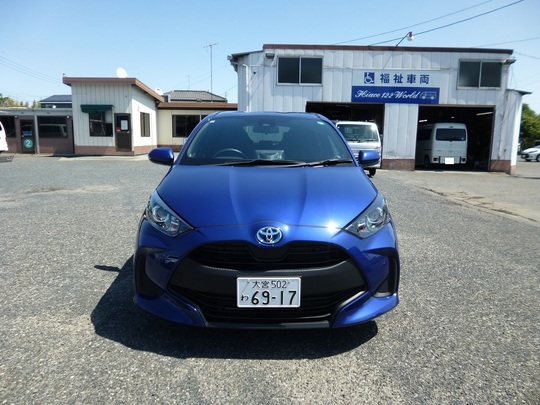 コンパクトカー アクア 5人乗りのレンタカー 4779｜ウェルレンタカー