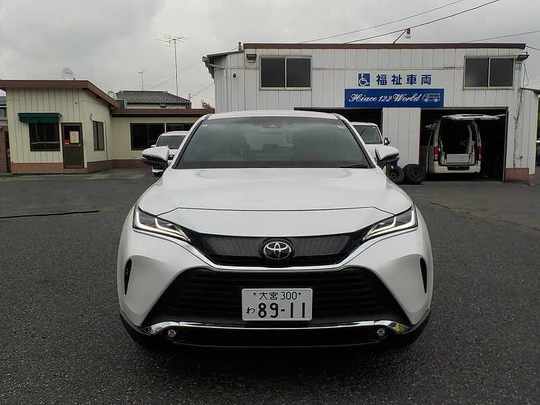 SUV ハリアー 5人乗りのレンタカー 8911｜ウェルレンタカー